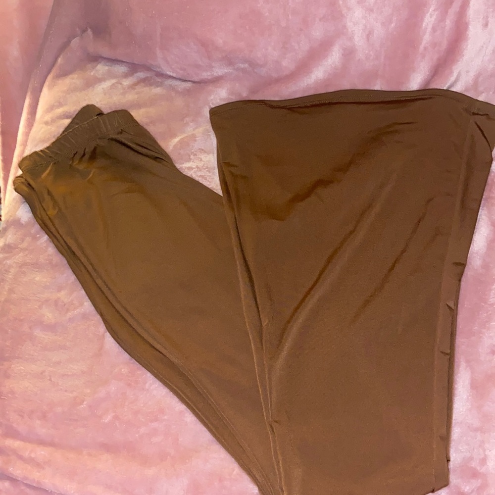BROWN BELL BOTTOM LEGGINGS